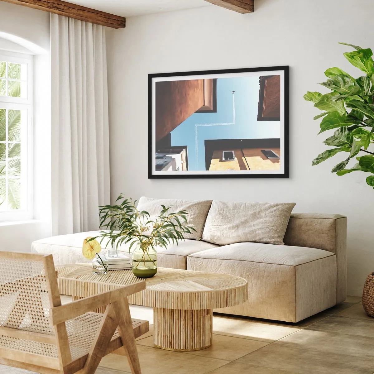 Plakat i sort ramme - Over den urbane labyrint - 70x50 cm