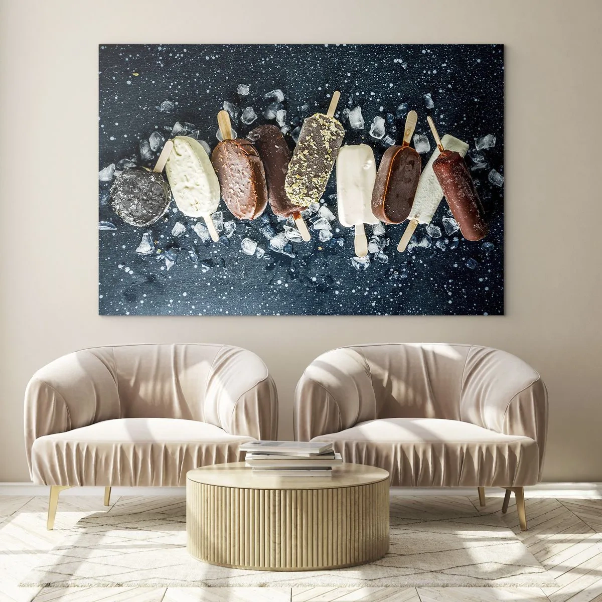 Billede på glas - Ispinde i forskellige smagsvarianter arrangeret på isterninger - 70x50cm - En smag af varm sommer - Moderne vægdekoration til stue og soveværelse ARTTOR