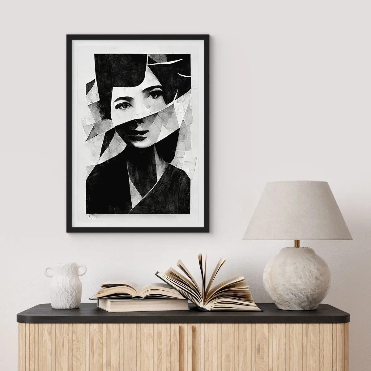 Plakat i sort ramme - Portræt af en kvinde i en abstrakt komposition - 50x70cm - I sandhed hvad du er... - Moderne vægdekoration til stue og soveværelse ARTTOR
