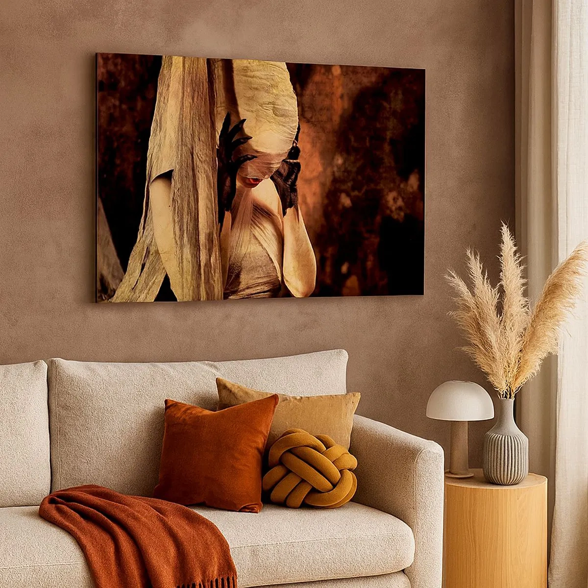 Lærredstryk - Billede på lærred - En kvinde i et slør med en mystisk styling i en mørk baggrund - 70x50cm - Mellem godt og ondt - Moderne vægdekoration til stue og soveværelse ARTTOR