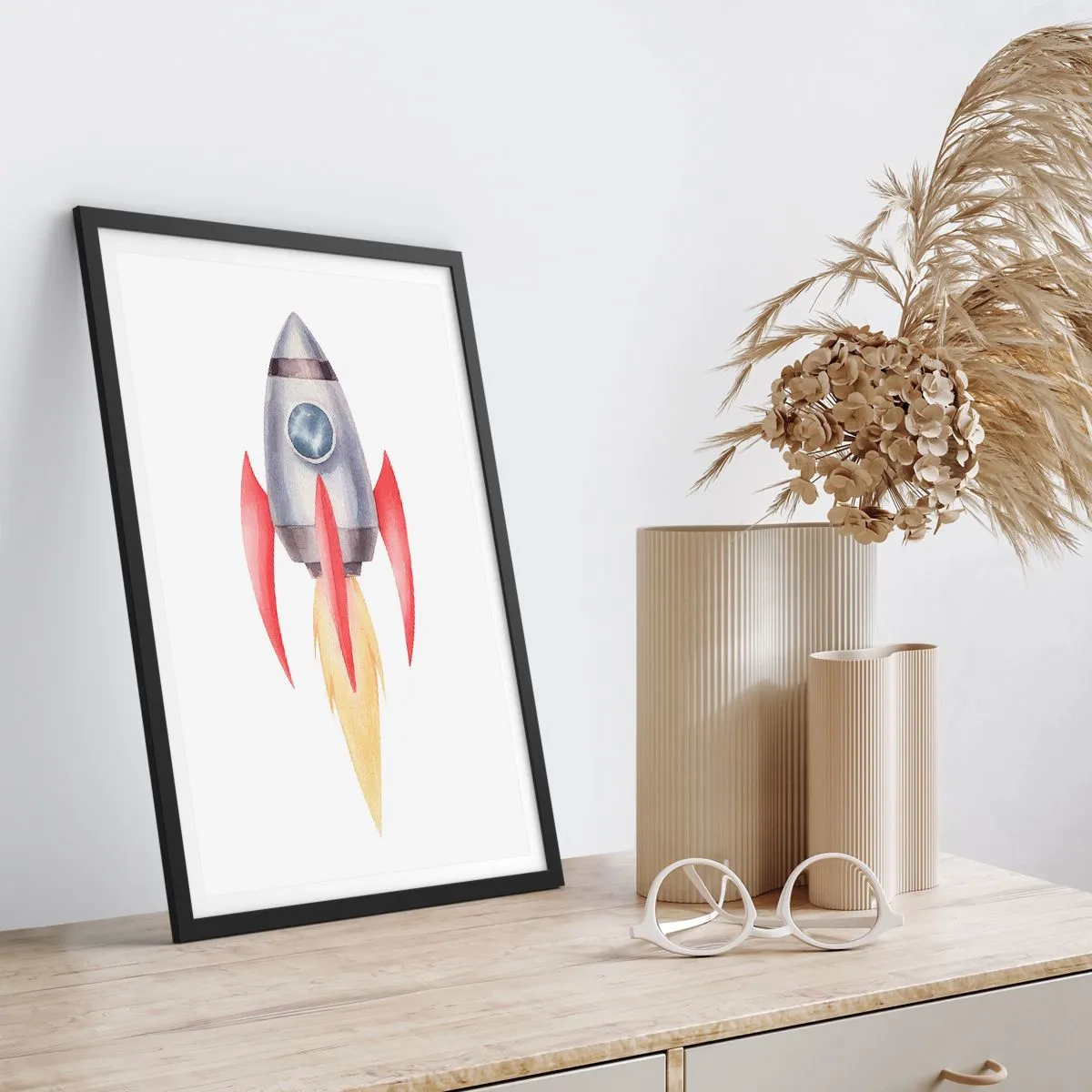Plakat i sort ramme - Akvarelstil rumraket - 50x70cm - Højere, hurtigere, længere - Moderne vægdekoration til stue og soveværelse ARTTOR