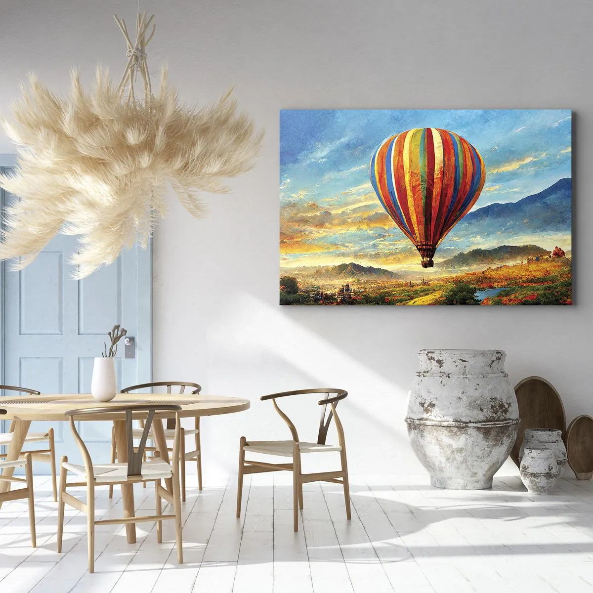 Lærredstryk - Billede på lærred - En farverig ballon over et malerisk landskab - 70x50cm - I stilhed kan du se mere - Moderne vægdekoration til stue og soveværelse ARTTOR