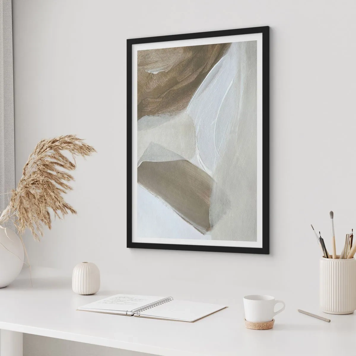 Plakat i sort ramme - Minimalistisk abstraktion i beige nuancer - 50x70cm - Bølge af hvidt - Moderne vægdekoration til stue og soveværelse ARTTOR