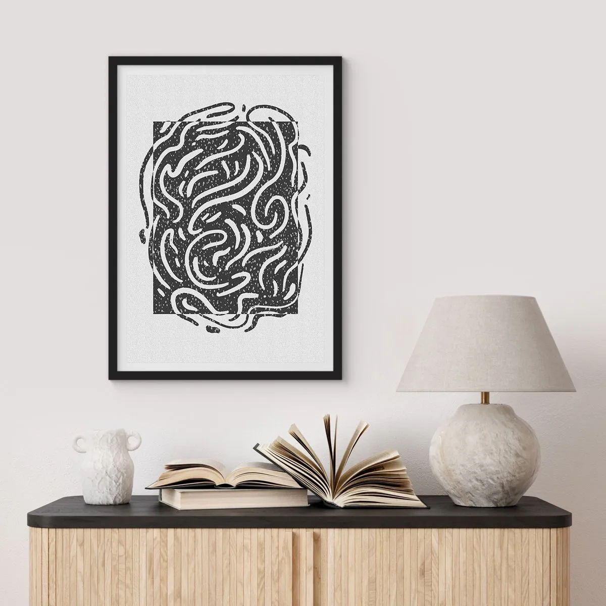 Plakat i sort ramme - Abstrakt komposition med dynamiske linjer og former i sort-hvid. - 50x70cm - Abstraktion: en dans af glæde - Moderne vægdekoration til stue og soveværelse ARTTOR