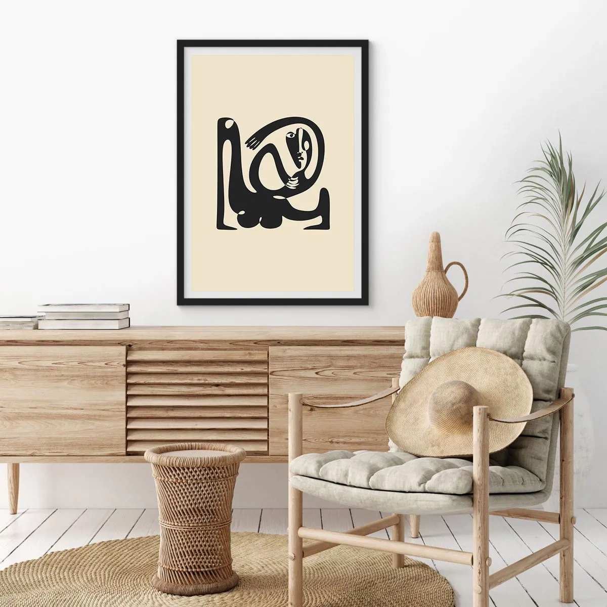 Plakat i sort ramme - Abstrakt figur på en beige baggrund med sorte linjer - 50x70cm - Næsten Picasso - Moderne vægdekoration til stue og soveværelse ARTTOR